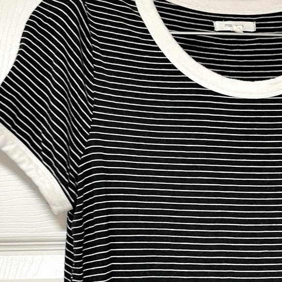 Maurice’s - Black with White Stripped T-Shirt Dress Size: Small - Picture 3 of 5